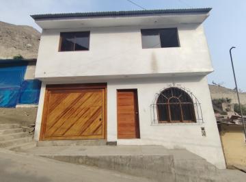 Casa de 2 Pisos en Venta 160 m² - Las Colinas Cieneguilla