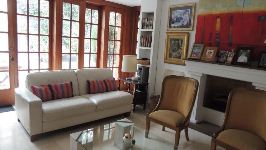 Vendo Bella Casa en Calle Manuel Villavicencio N 13xx, Lince