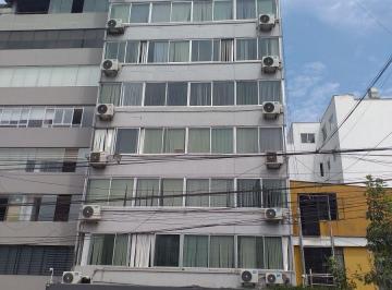 Edificio de 10 Pisos en Límite de San Isidro