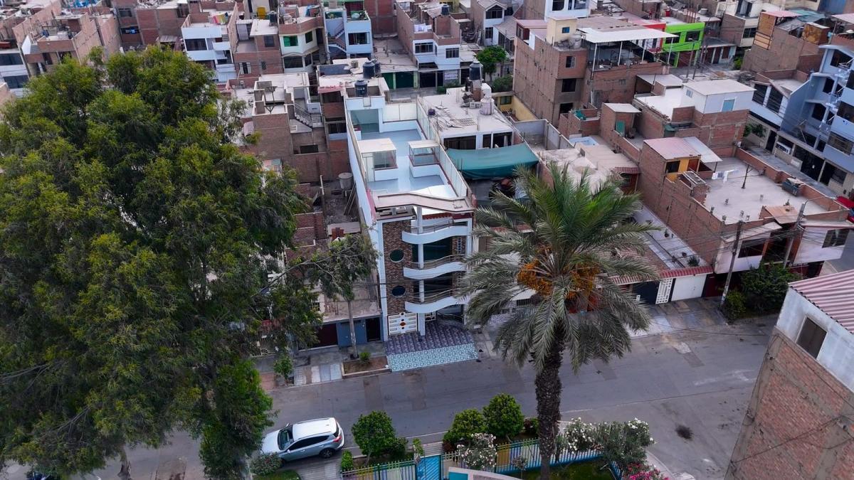Vendo Edificio 4 Pisos - Los Olivos | Ideal Oficinas o Vivienda