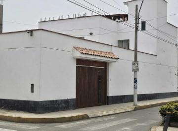 Casa de Playa en Venta en Playa Arica – Lurin