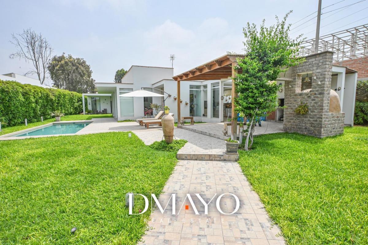 Se Vende Espectacular Casa en Condominio Paso Chico - Lurín 1000 m²
