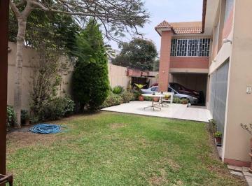 Venta Casa Esquina, Luis Manarelli 13x, Magdalena Límite San Isidro