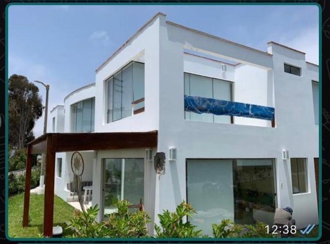 Vendo Linda Casa en Calle Totoritas N 1, Fila 2, Playa Totoritas Km 86, Mala.
