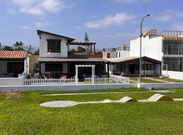 Vendo Casa de Playa Frente Al Mar – Bujama Baja, Km 90 Panamericana Sur