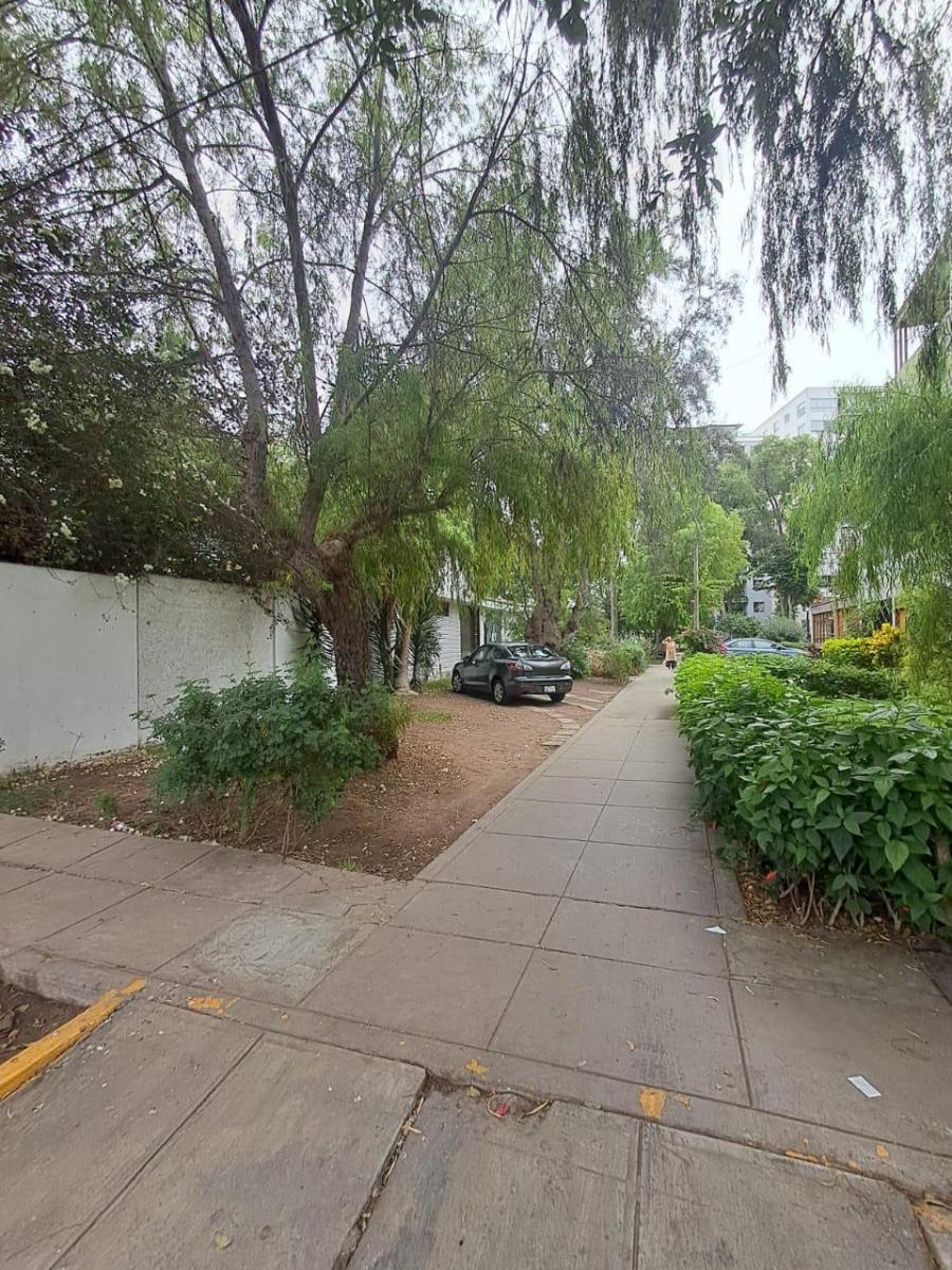 Vendo Casa C/ Terreno F/parque Aurora Miraflores (At. 405 M²)999410125