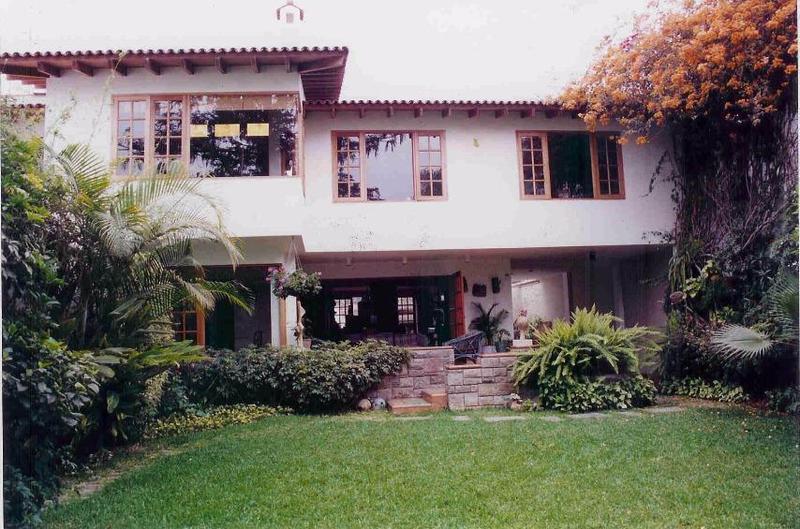 Venta de Estupenda Casa en Miraflores (609 - 257 - 1)