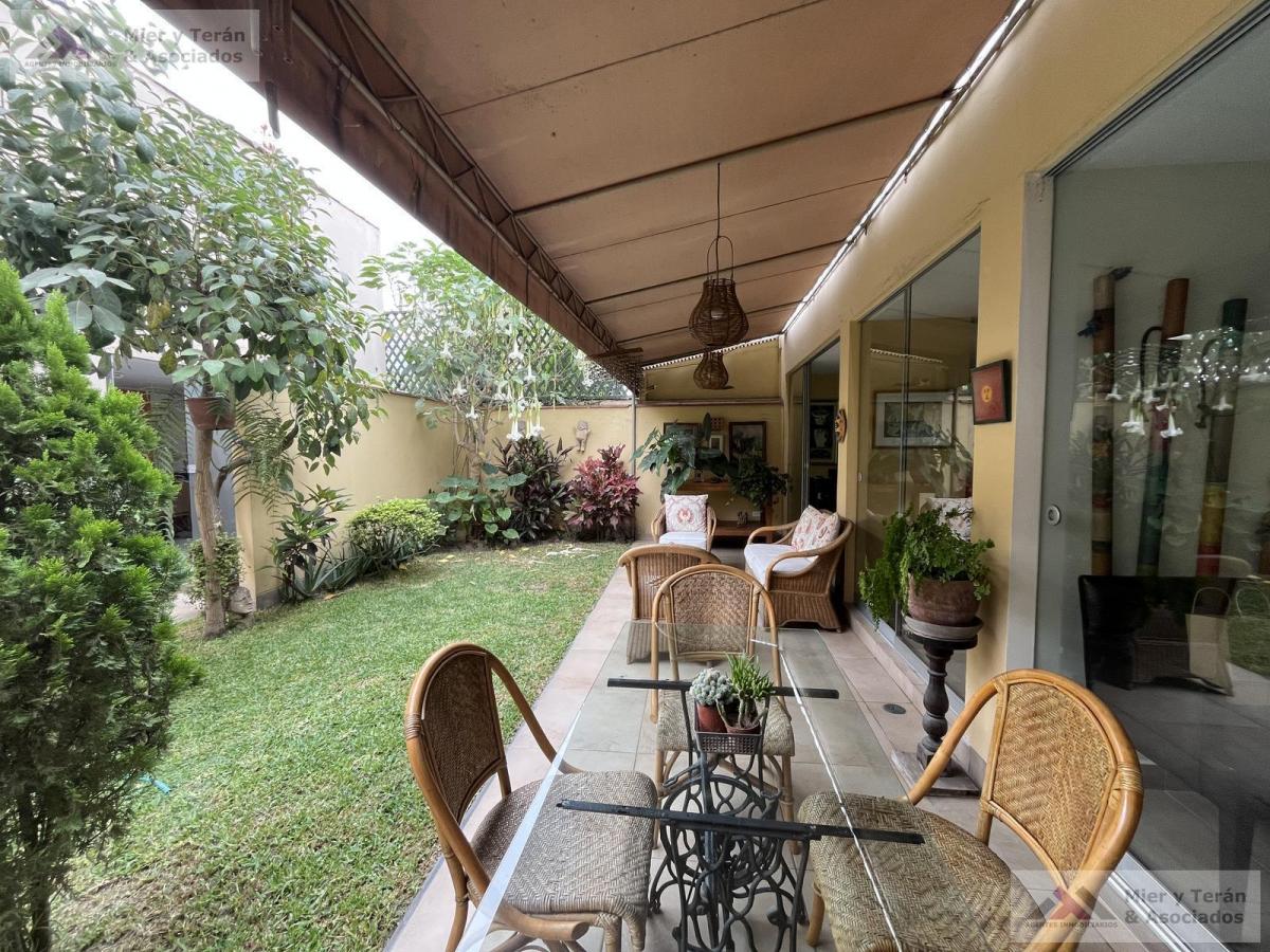 Venta Casa en Aurora Miraflores (609 - 1143 - 1)