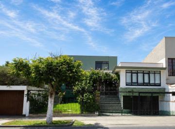 Linda y Acogedora Casa en Urbanizacion El Rosedal Miraflores