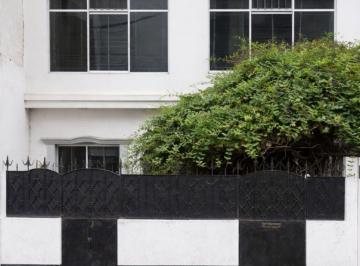Casa en Venta en Zona Comercial. Miraflores
