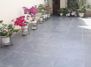Casa de 324 m² en Venta a Precio de Terreno Miraflores Excelente Ubicación
