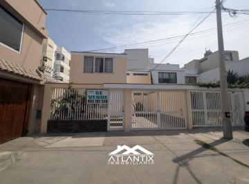 Casa Al Lado de La Huaca Pucllana en Miraflores
