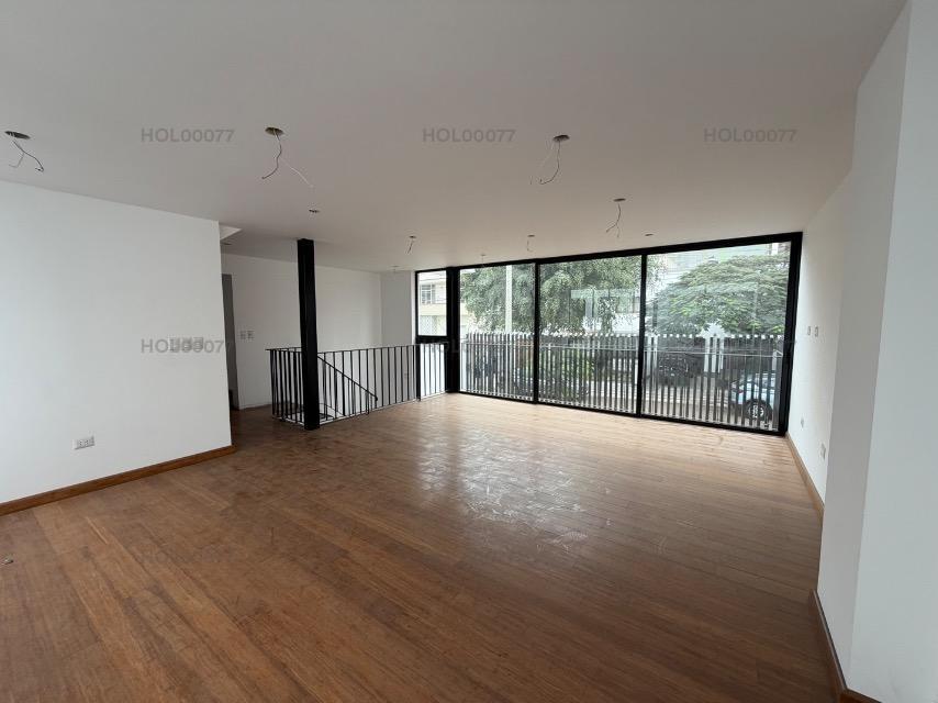 Casa en Venta en Miraflores. Estreno