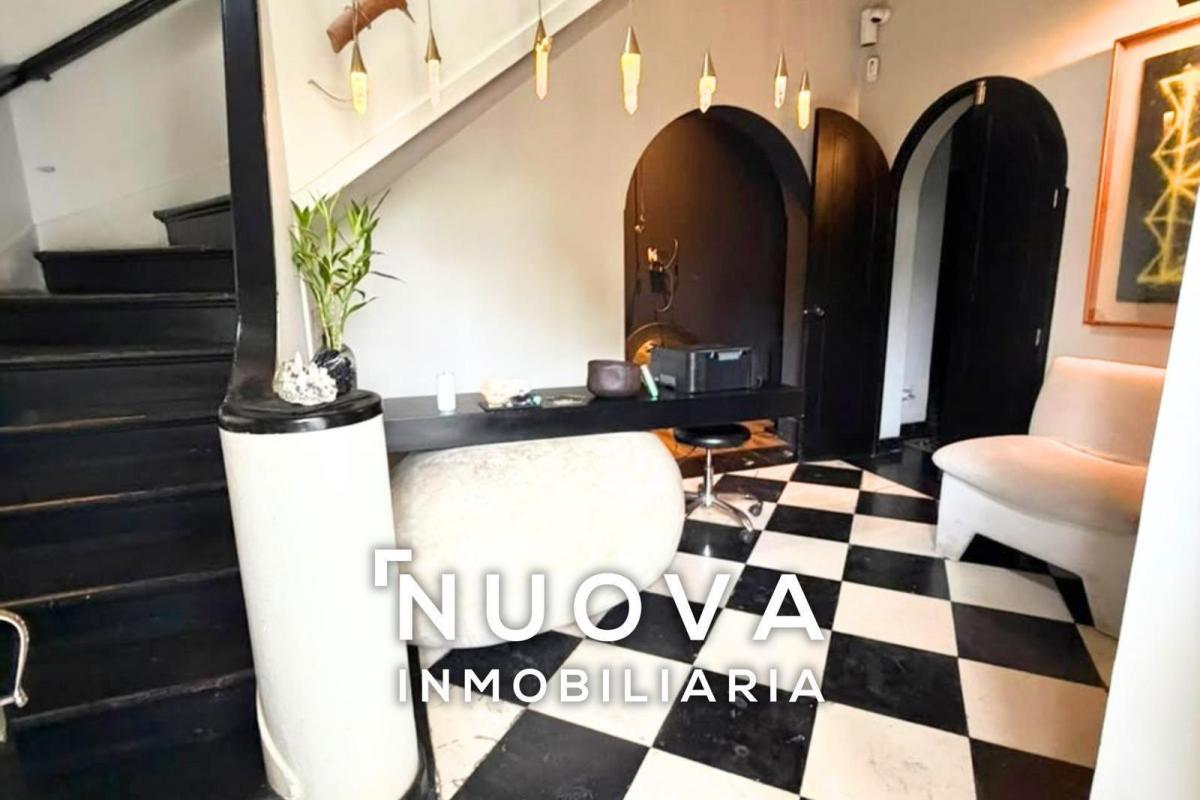 Hermosa Casa en Venta en Miraflores