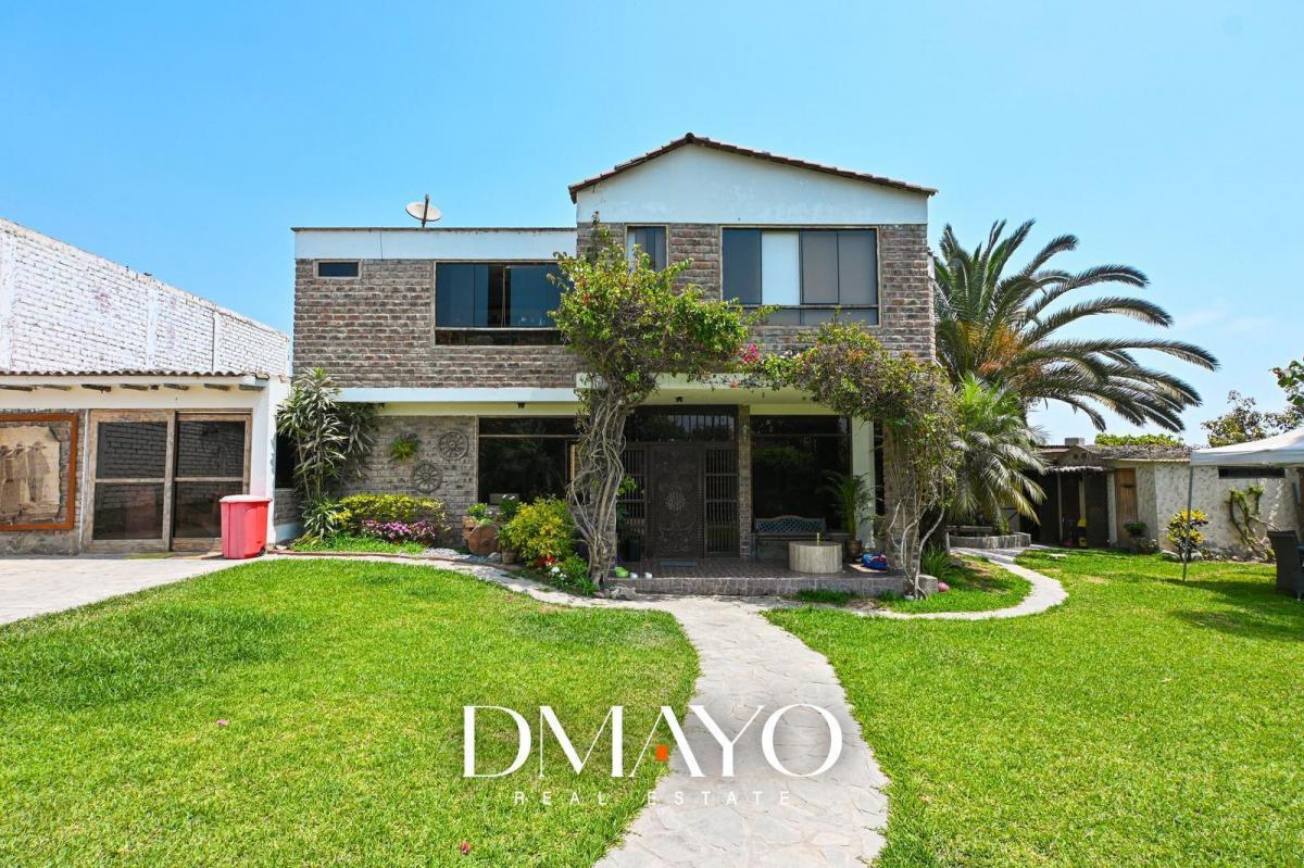 Venta de Casa Bungalow con Piscina - La Arena Fundo San Fernando - Pachacamac
