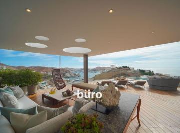 Hermosa Casa de Playa en Venta en Exclusivo Club Naútico Poseidón Pucusana