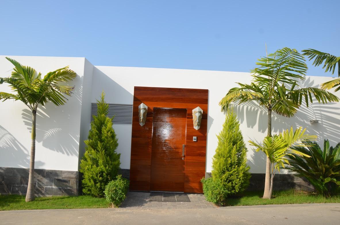 Vendo Bella Casa en Playa Poseidon