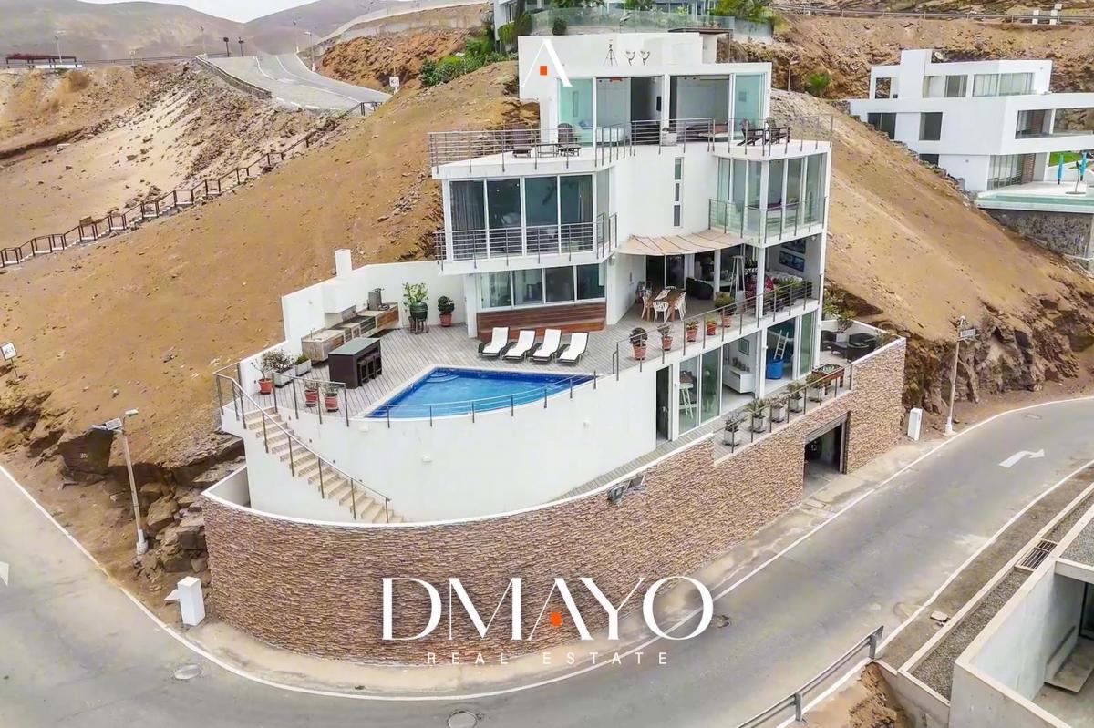 Venta Casa Poseidón de 938 m² con 6 Dormitorios y 4 Cocheras