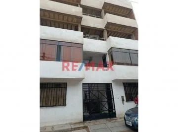 1150649 en Venta Casa de 4 Pisos en Puente Piedra