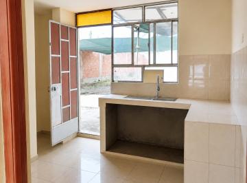 Casa en Venta en Esquina – Villa Florida, Quequeña