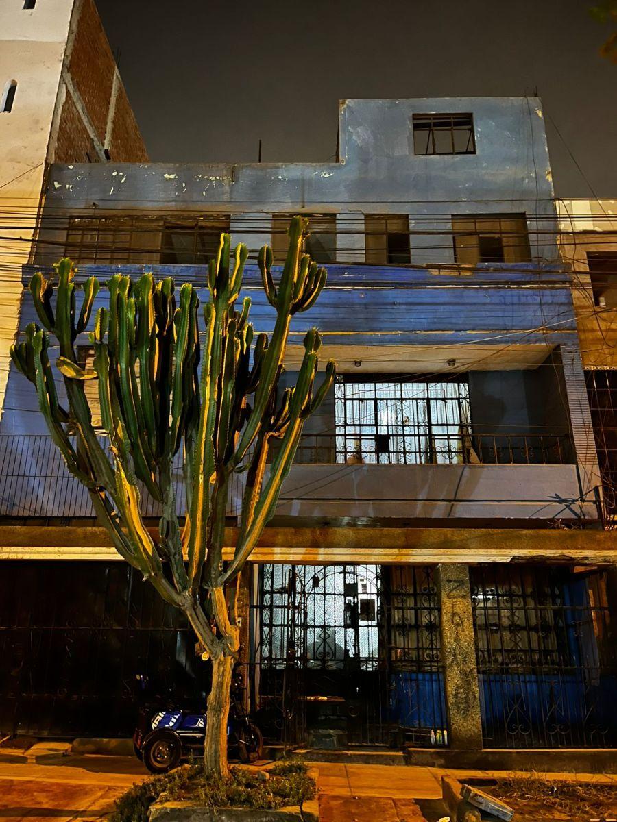 Venta de Casa a Precio de Terreno!