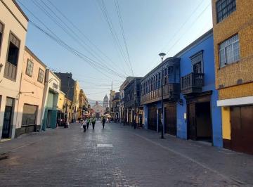 Hotel y Restaurante en Venta - Jr Trujillo - Rimac