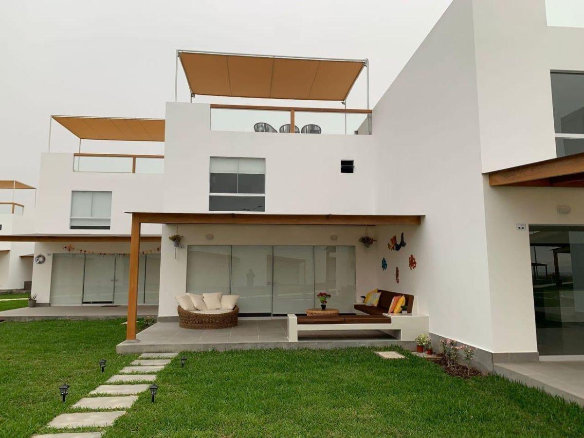 Vendo Linda Casa de Playa en Condominio Kalani Km 71
