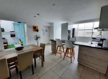 San Antonio Casa de Playa, 312 m², 4 Dormitorios/3baños, Cochera Us$160, 000