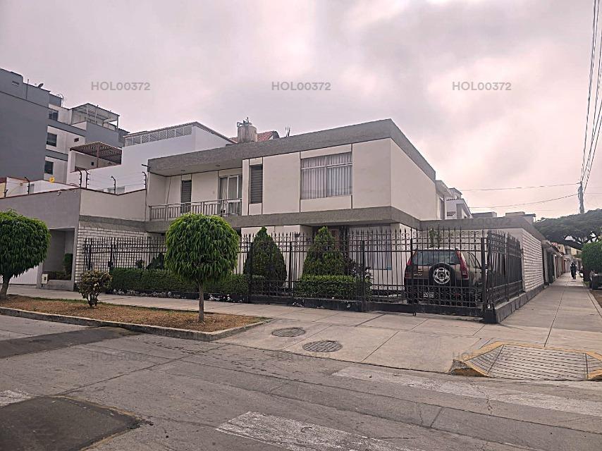 Vendo Casa Como Terreno en Calle Joaquín Valverde N 5xx, San Borja