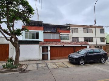 Linda Casa 05 Dormitorios Area 309 m². At.