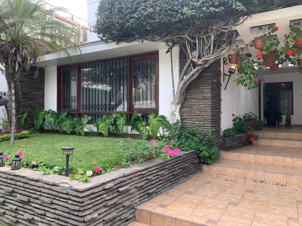 Vendo Y/o Alquilo Magnifica Casa en San Isidro, Ideal Para Embajada