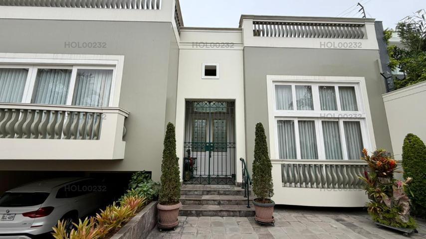 Vendo Linda Casa en Calle José Dionisio Anchorena N 1xx, San Isidro.