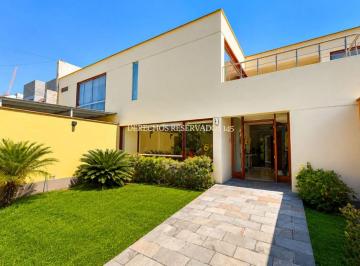 Linda Casa de At. 476 m² en Venta en Corpac - San Isidro