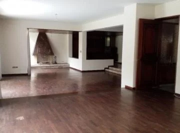 Casa en Venta en San Isidro. At 926 m²