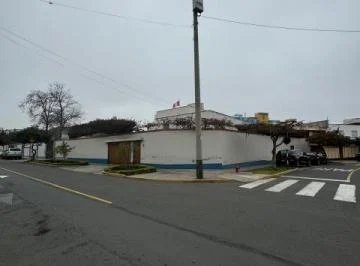 Excelente Oportunidad en Esquina en Corpac