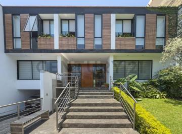 Elegante Casa Totalmente Remodelada en Corpac San Isidro Diseño Arquitectónico