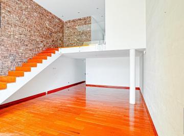 Moderna Casa a Pasos del Golf