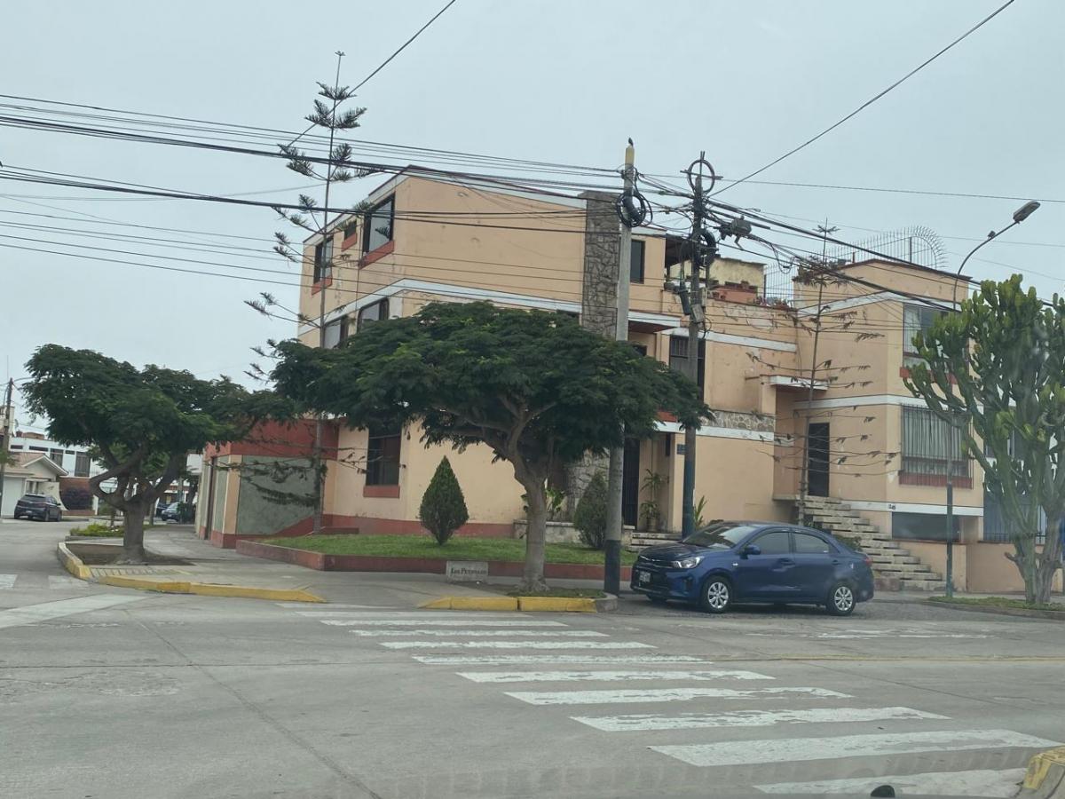 Casa a La Venta Como Terreno