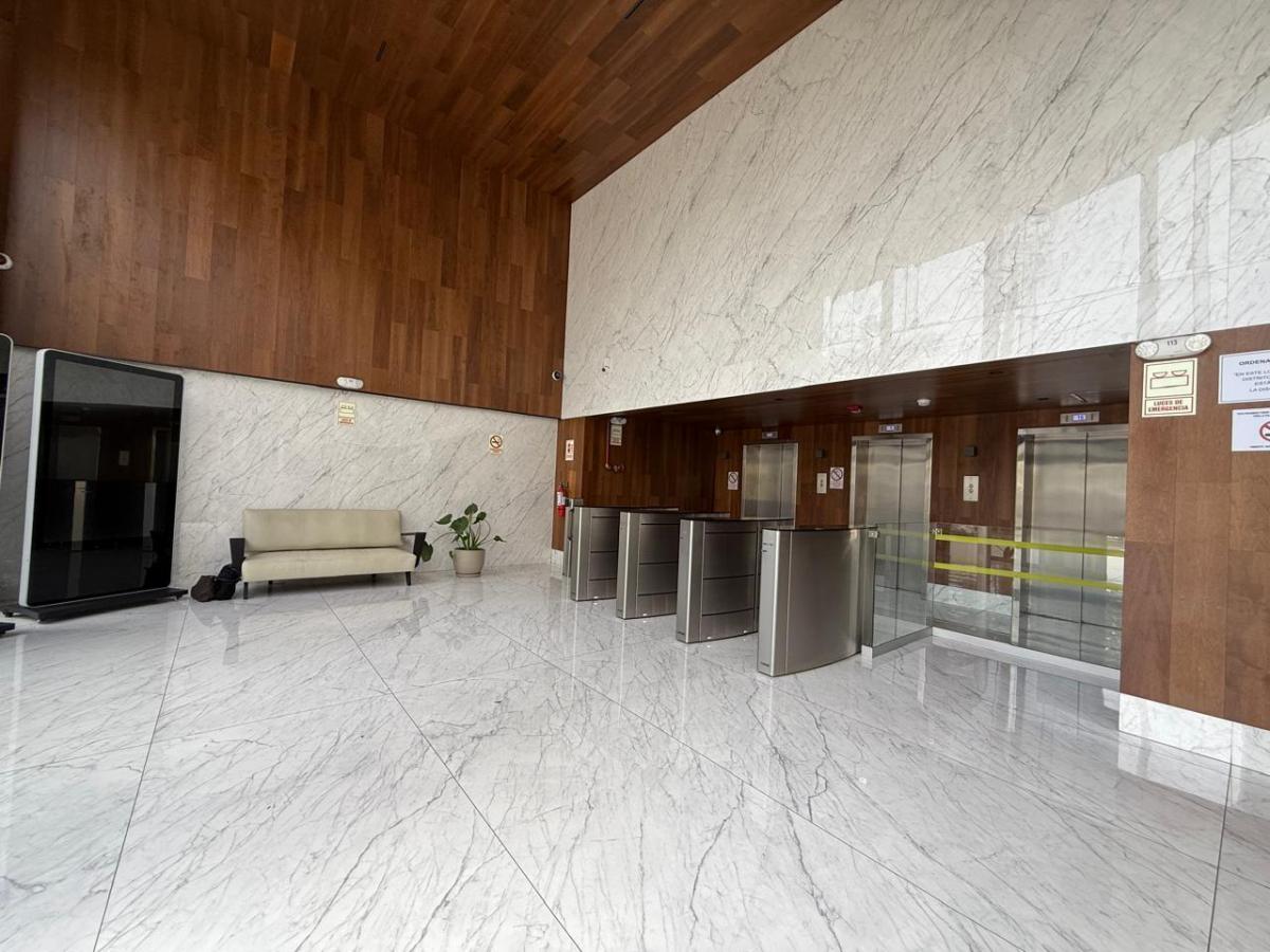 Venta de Oficinas con Vista Panorámica en Carnaval y Moreyra San Isidro