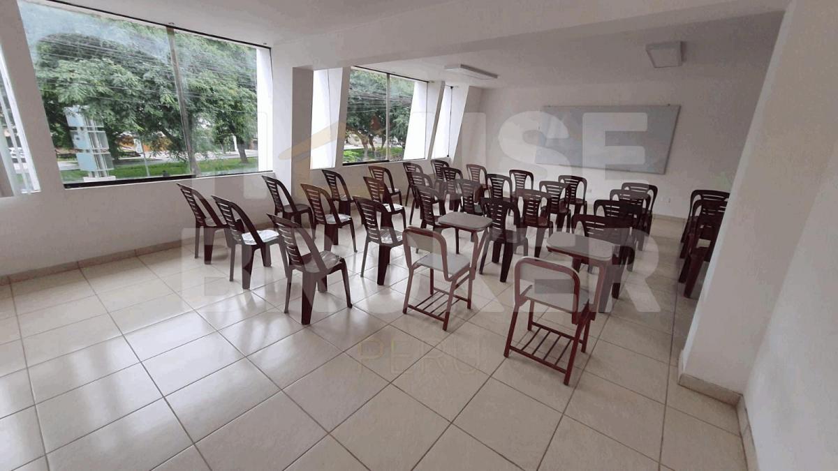 Edificio 1, 026 m², 28 Ambientes y 12 Baños en San Isidro