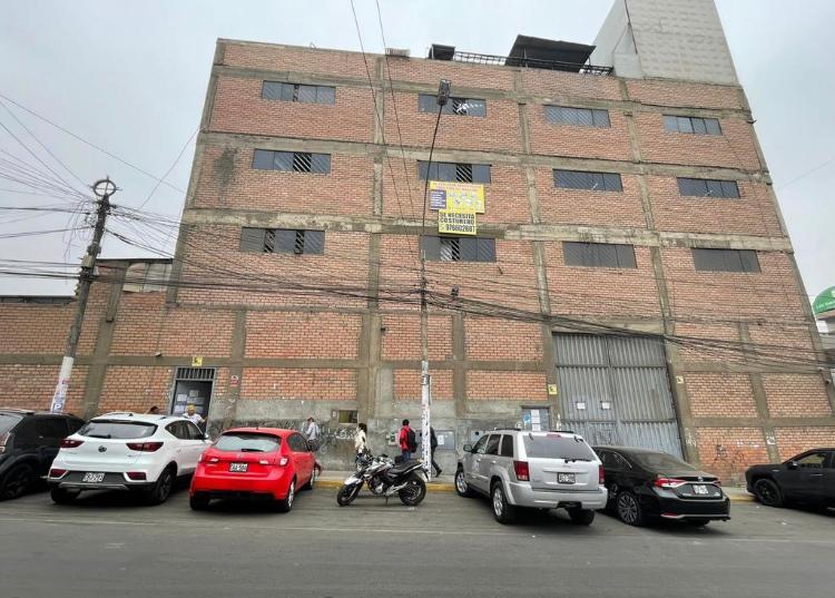Edificio Induatrial en Venta San Juan de Lurigancho