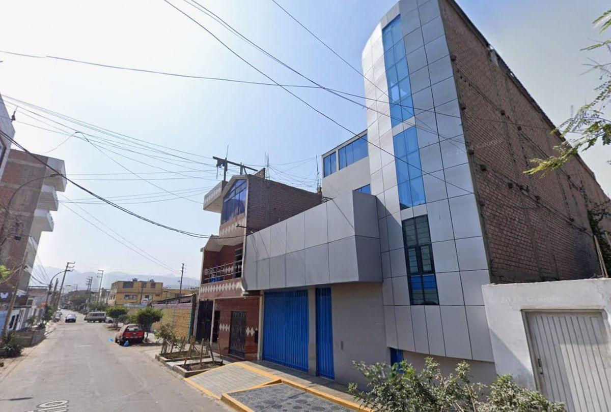 ¡Oportunidad Única! Edificio de Tres Pisos en Venta – Ubicación Estratégica en Sjl