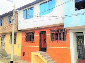 Ocasion Se Vende Casa de 3 Pisos en San Juan de Lurigancho