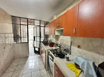 Se Vende Casa de 120 m² con 2 Departamentos Independientes en San Juan de Lurigancho (Campoy)