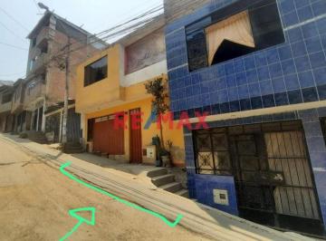 Se Vende Casa de 2 Pisos en Casablanca Sjl.