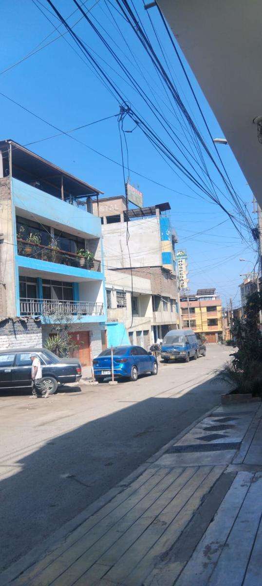 Oportunidad Se Vende Casa a 4 Cuadras Av. Los Heroes Ac.180 m².