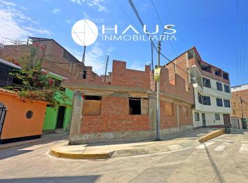 Edificio Comercial en San Juan de Miraflores