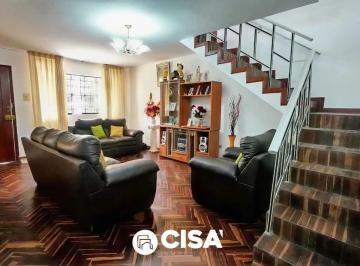 ¡Ocasión! Venta de Casa 2 Pisos 243 m² - San Juan de Miraflores– Us$209, 000