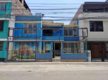 Venta de Casa Como Terreno en San Juan de Miraflores