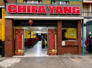 Primer y Segundo Piso en Venta en Una Zona Altamente Comercial de Av. San Luis.